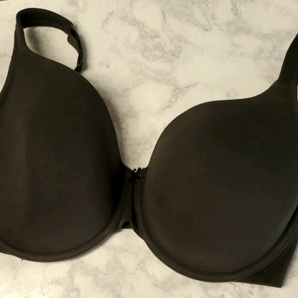 Cacique bra size 40F